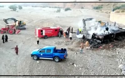 حب ،کوئٹہ سے کراچی جانے والی مسافر بس کو حادثہ 39 افراد جاں بحق، متعدد زخمی