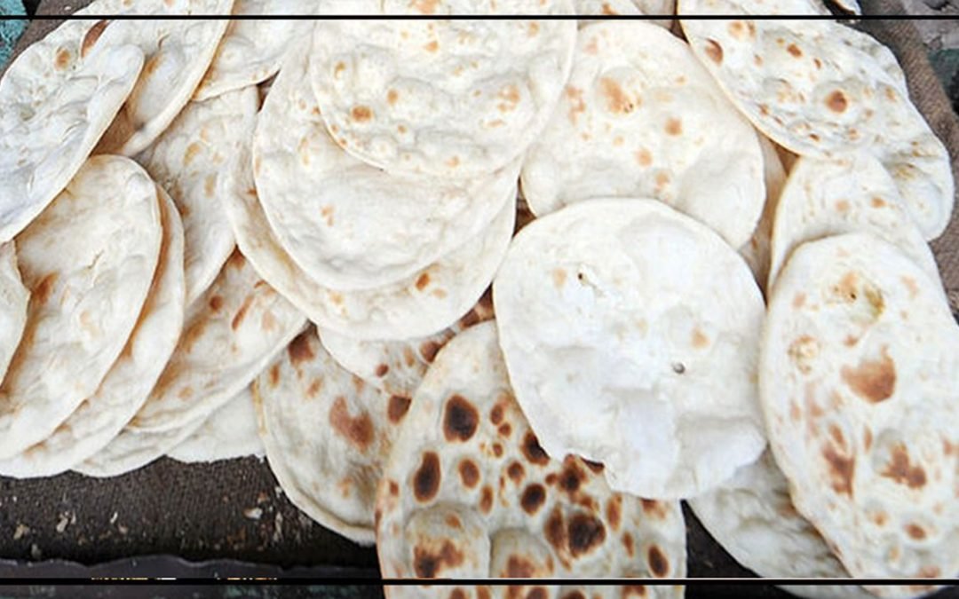 ملک بھر میں آٹے کا بحران جا ری ,پشاور میں روٹی کی 30روپئے کی فروخت ہو نے لگی