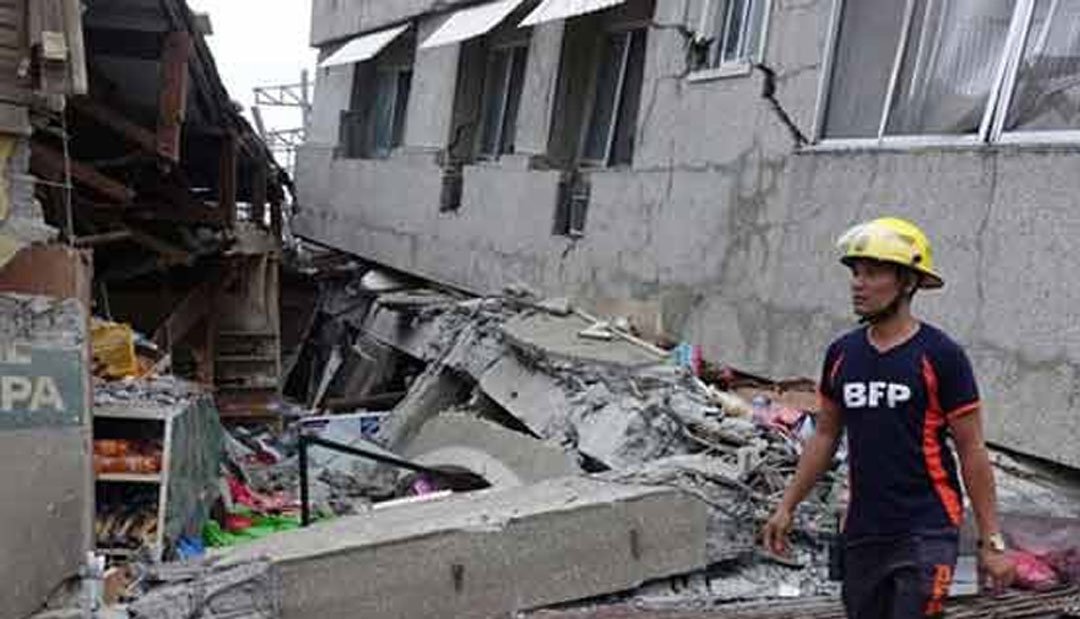 ترکیہ اور شام میں میں شدید زلزلہ، 200سے افراد جاں بحق، کئی عمارتیں ملبے کا ڈھیر بن گئیں