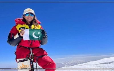 پاکستانی کوہ پیما نیپال کے پہاڑی سلسلے میں پھنس گئے