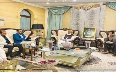 ایم کیو ایم پاکستان کے وفد کی مولانا فضل الرحمن سے ملاقات