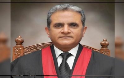 جو آج کررہے ہیں کل بھگتیں گے یہ مکافات عمل ہے : جسٹس انوار الحق کے کیس میں ریمارکس