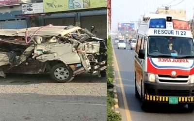 پھالیہ: ڈمپر اور وین میں تصادم، 3 خواتین سمیت 5 افراد جاں بحق