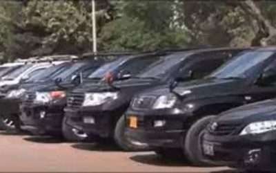 نگران حکومت پنجاب کا بیوروکریسی کیلئے نئی گاڑیاں خریدنے کا فیصلہ