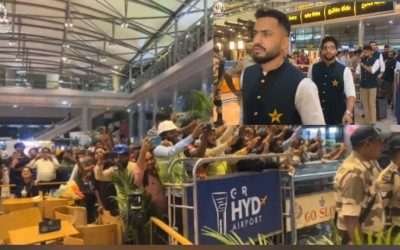 ورلڈکپ، قومی ٹیم کا بھارت پہنچنے پرشائقین کی جانب سے شاندار استقبال