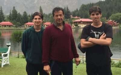 چیئرمین پی ٹی آئی کی بیٹوں سے ٹیلیفونک گفتگو کروا دی گئی