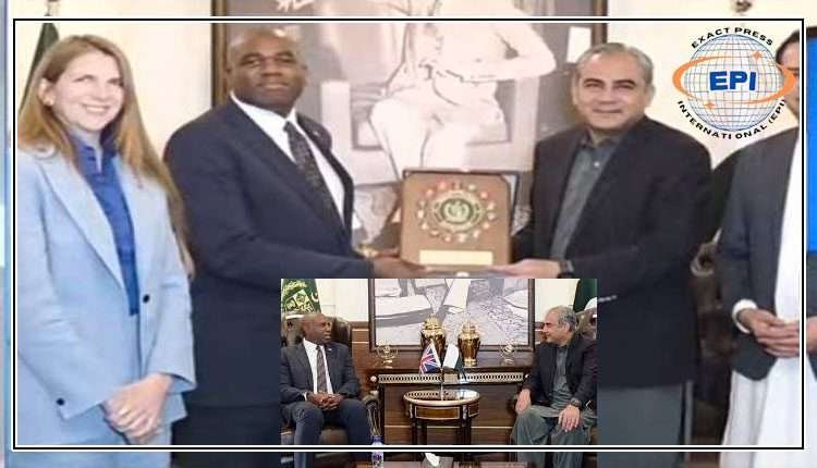 ایکسپریس نیوز کی ہیڈ لائنز میں شامل 6 اہم خبریں