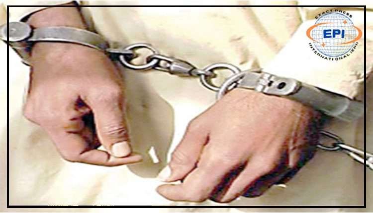کراچی: قرضوں کے بوجھ نے باپ کو جلاد بنا دیا 2 بچیوں کے گلے کاٹ ڈالے ،گرفتار