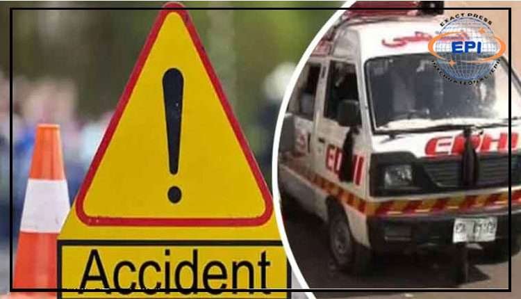 شکارپور: تیز رفتار ٹرک نے سڑک کنارے سوئے مزدوروں کو روند ڈالا، 7 جاں بحق