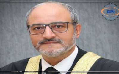 کمپیوٹر یا روبوٹ موافق حق یا آزادانہ رائے رکھنے کے قابل نہیں ہوں گے، جسٹس اسحاق کا خط