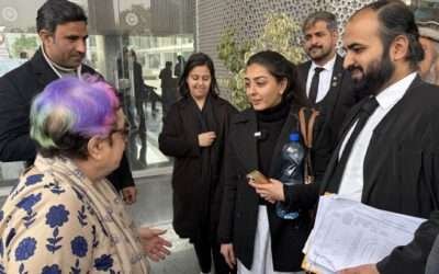 عدالت میں ہنگامہ، تفتیشی افسر غائب جج ابو الحسنات نے ہتھکڑیوں کا حکم دے دیا